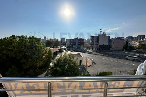 LEVANTEN'DEN SİTE İÇİNDE KOMBİLİ, CAM BALKONLU 3+1 SATILIK DAİRE