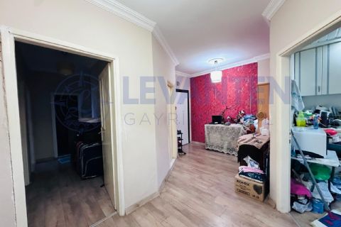 LEVANTENDEN SOLİ CENTER YAKIN İÇİ BAKIMLI 3+1 DAİRE