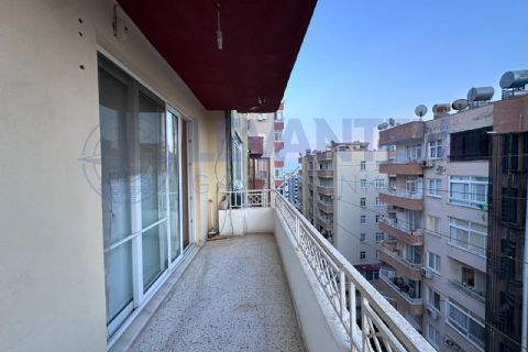 LEVANTENDEN SOLİ CENTER YAKIN İÇİ BAKIMLI 3+1 DAİRE