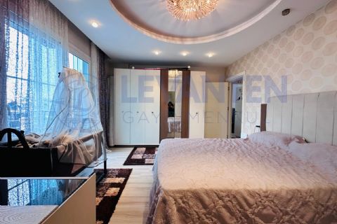 LEVANTENDEN SOLİ CENTERA YAKIN SİTE İÇİ HAVUZLU 3+1