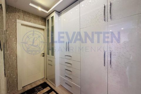 LEVANTENDEN SOLİ CENTERA YAKIN SİTE İÇİ HAVUZLU 3+1
