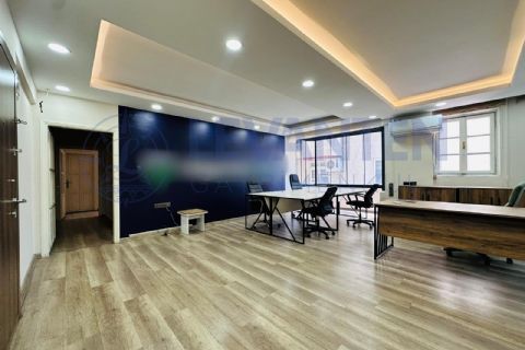 LEVANTENDEN TABELA DEĞERİ YÜKSEK EŞYALI ÇOK AMAÇLI OFİS 2+1