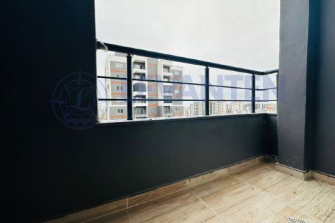 LEVANTEN'DEN TECE DENİZ MAH HAVUZLU GÜNEY CEPHE SIFIR 2+1