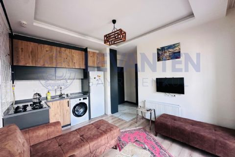 LEVANTENDEN Tece'de Havuzlu Site İçi Eşyalı 1+1 Kiralık Daire