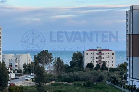 LEVANTENDEN TECEDE SIFIR HAVUZLU DENİZE YAKIN 1+1