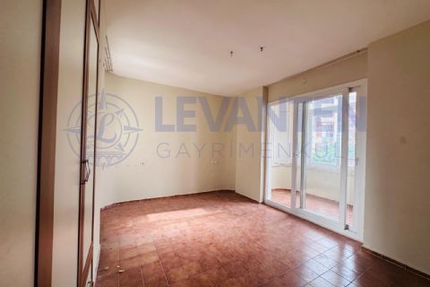 LEVANTEN'DEN TEK BLOK AÇIK CEPHE FERAH 3+1