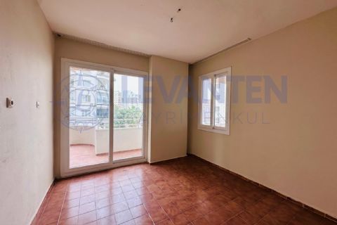 LEVANTEN'DEN TEK BLOK AÇIK CEPHE FERAH 3+1