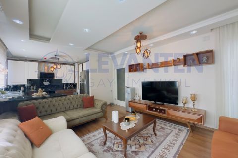 LEVANTENDEN TEK BLOK CEPHELERİ AÇIK KOMBİ GÖZDE KREŞ CİVARI 3+1