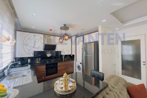LEVANTENDEN TEK BLOK CEPHELERİ AÇIK KOMBİ GÖZDE KREŞ CİVARI 3+1