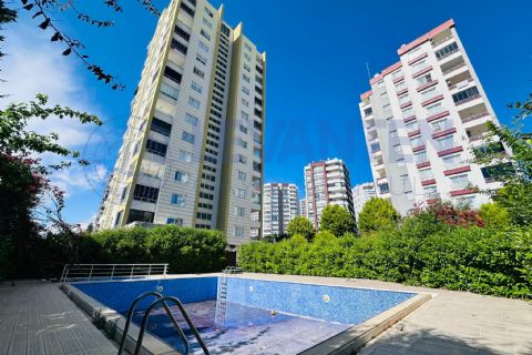 LEVANTENDEN TEK BLOK HAVUZ CAM BALKON KOMBİ 3+1 SATILIK