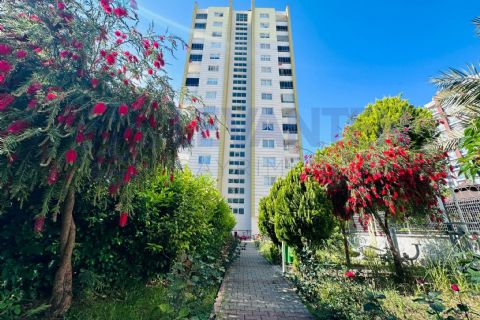 LEVANTENDEN TEK BLOK HAVUZ CAM BALKON KOMBİ 3+1 SATILIK