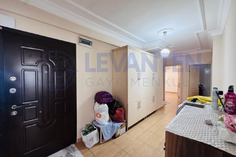 LEVANTENDEN TEK BLOK KONUMU İYİ GENİŞ KOMBİLİ HER KAT TEK 3+1
