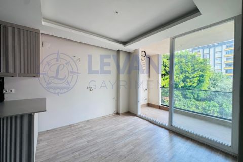 LEVANTENDEN TEK BLOK SOLİ CENTERA YAAKIN 2+1