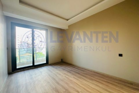 LEVANTEN'DEN TÖMÜKTE FULL SOSYAL TESİSLİ SATILIK SIFIR 1+1