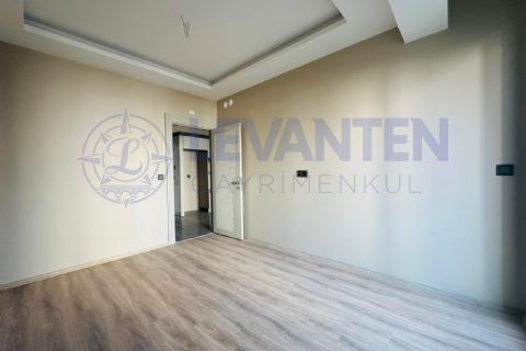 LEVANTEN'DEN TÖMÜKTE FULL SOSYAL TESİSLİ SATILIK SIFIR 1+1
