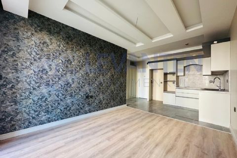 LEVANTEN'DEN TÖMÜKTE FULL SOSYAL TESİSLİ SATILIK SIFIR 1+1
