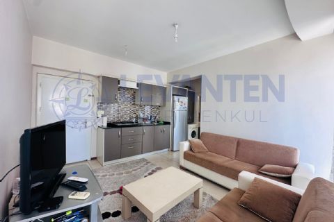 LEVANTENDEN ÜNİVERSİTE CD YAKIN HAVUZLU EŞYALI 1+1