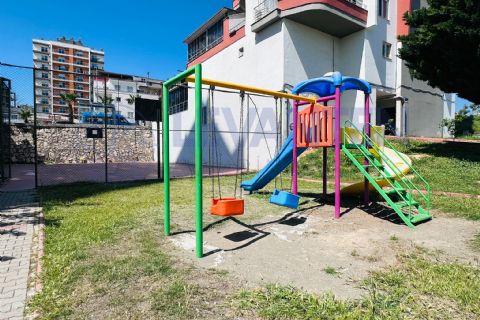 LEVANTENDEN ÜNİVERSİTE CD YOLA SIFIR CEPHELERİ AÇIK 1+1 HAVUZLU