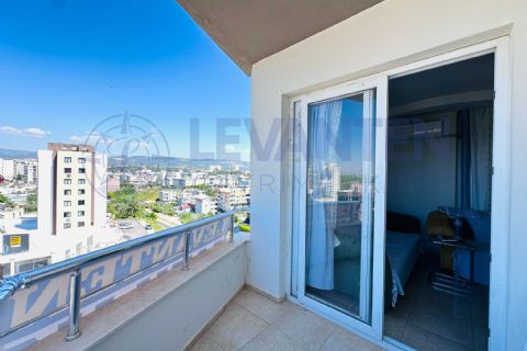 LEVANTENDEN ÜNİVERSİTE CD YOLA SIFIR CEPHELERİ AÇIK 1+1 HAVUZLU