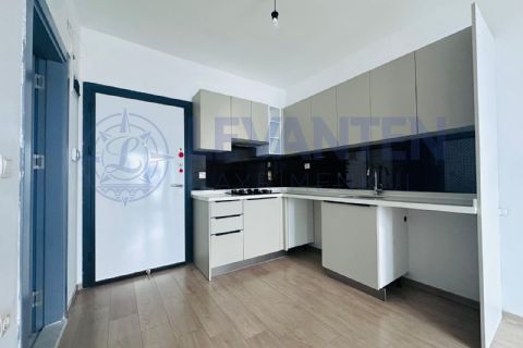 LEVANTENDEN VİRANŞEHİRDE MÜKEMMEL KONUMLU 1+1