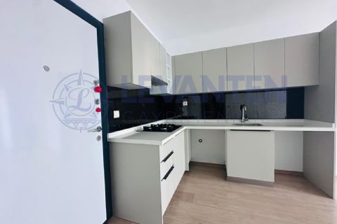 LEVANTENDEN VİRANŞEHİRDE MÜKEMMEL KONUMLU 1+1