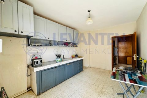 Mezitli'de Site İçi, Cepheleri Açık 3+1 Kiralık Daire