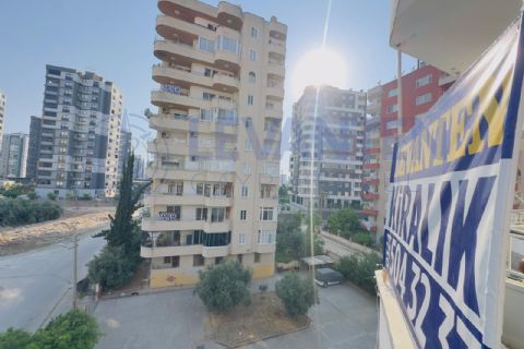 Mezitli'de Site İçi, Cepheleri Açık 3+1 Kiralık Daire